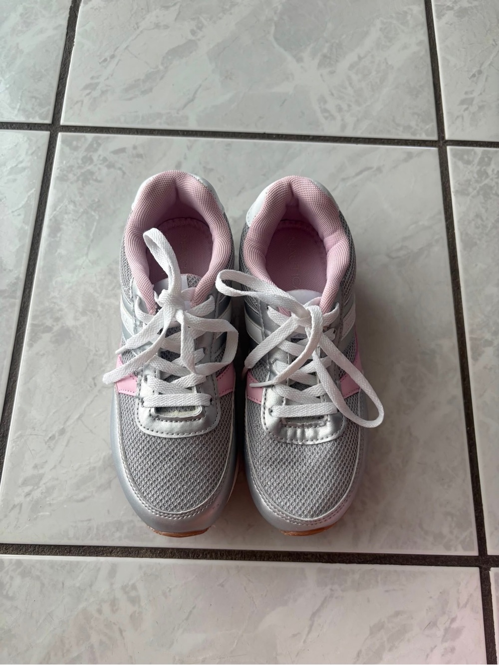 Nautica Girls' Runout Platform Tennis Sneakers Sz 2